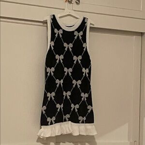 Women’s Small Bow Pattern